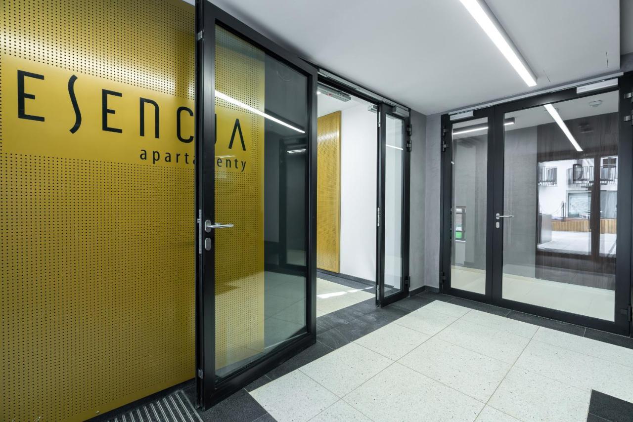 Esencja Apartments With Free Parking Garbary 104 By Noclegi Renters Poznań Kültér fotó