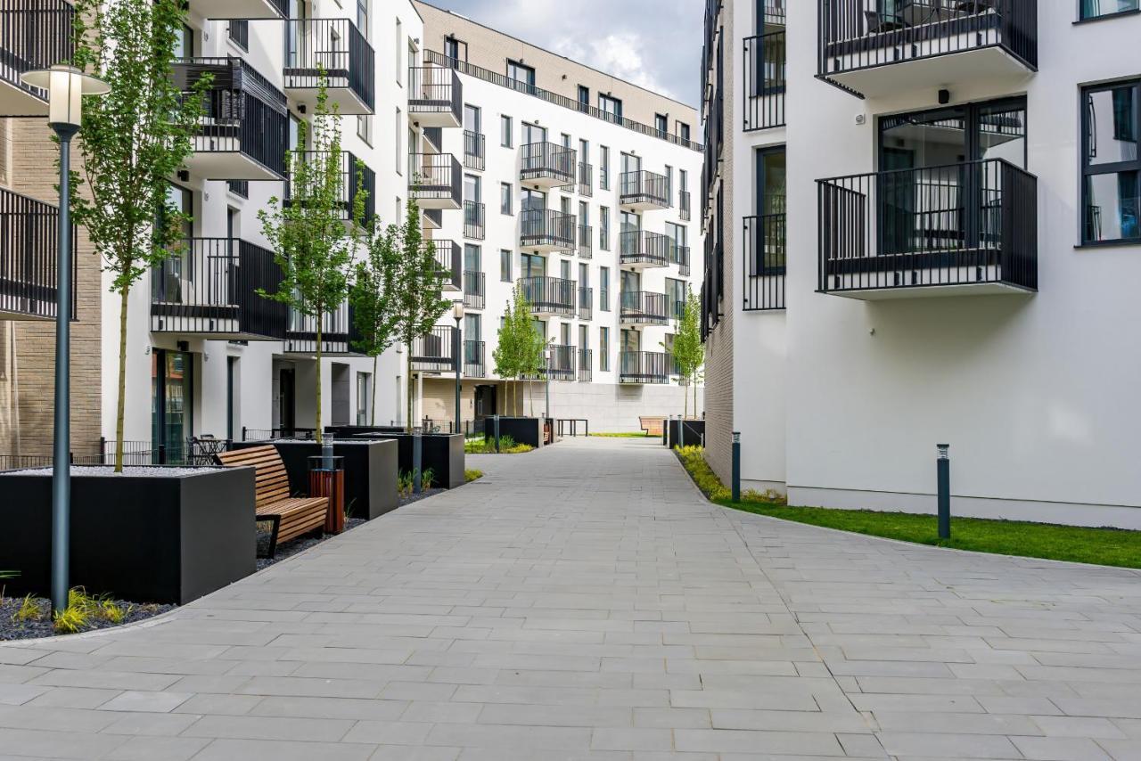 Esencja Apartments With Free Parking Garbary 104 By Noclegi Renters Poznań Kültér fotó