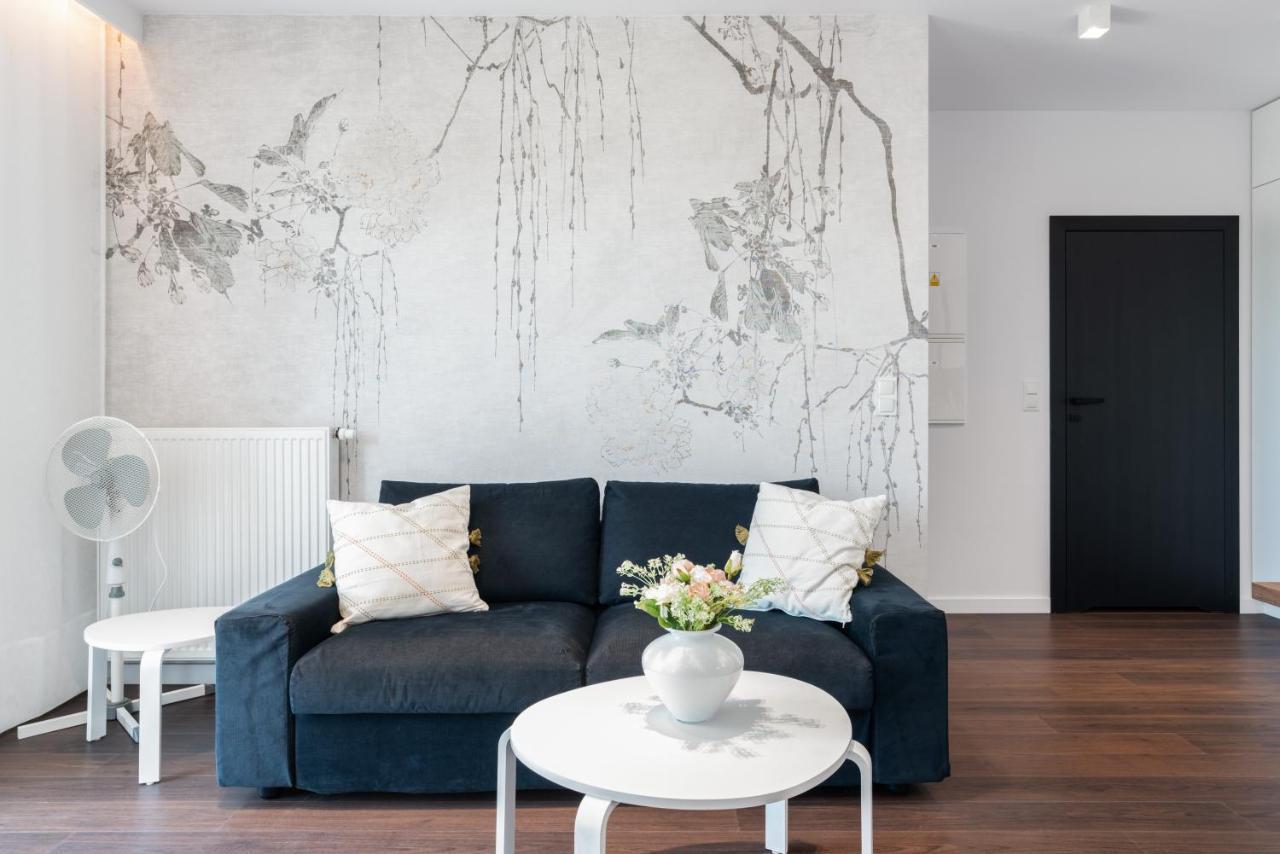 Esencja Apartments With Free Parking Garbary 104 By Noclegi Renters Poznań Kültér fotó